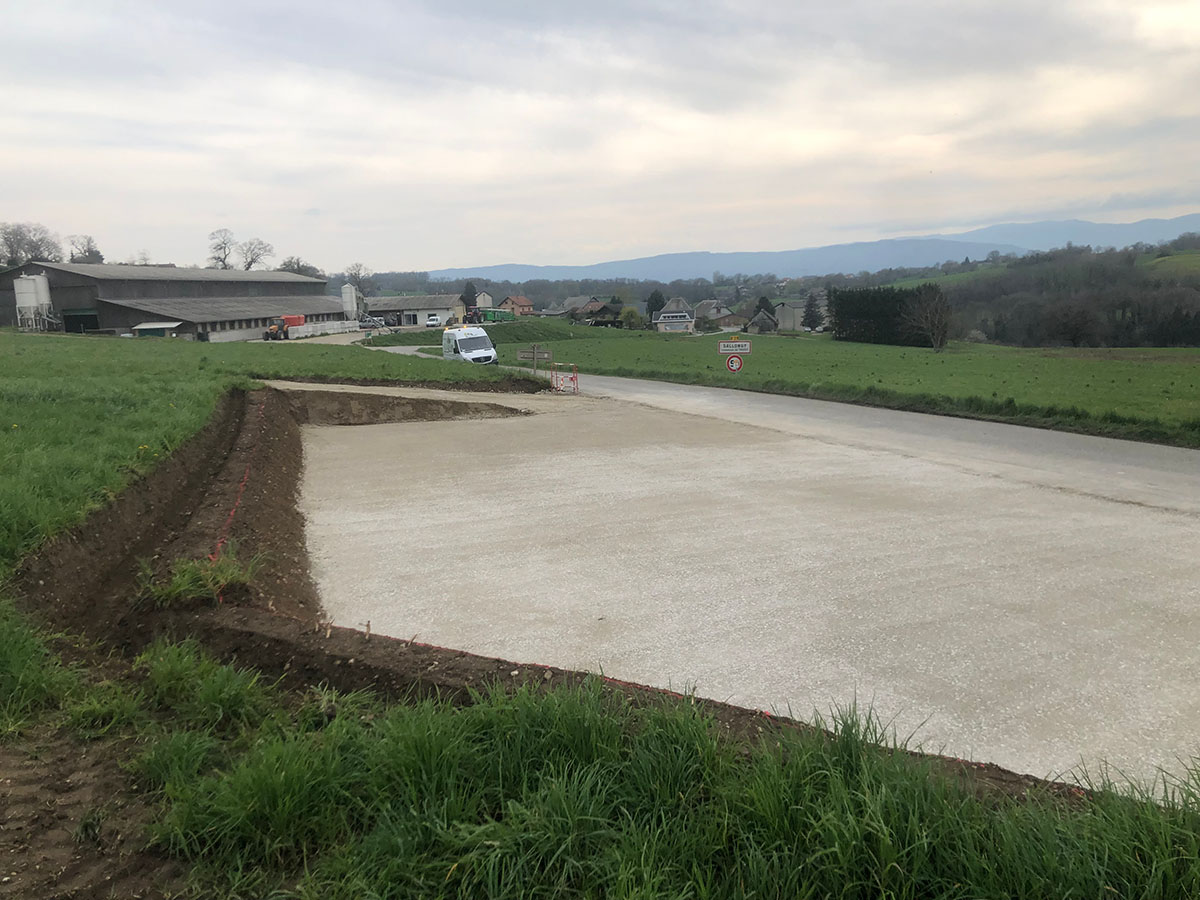 CRÉATION D'UNE PLATEFORME POUR L'INSTALLATION DE CONTENEURS POUBELLES À SILLINGY - T.P.A.F GIET